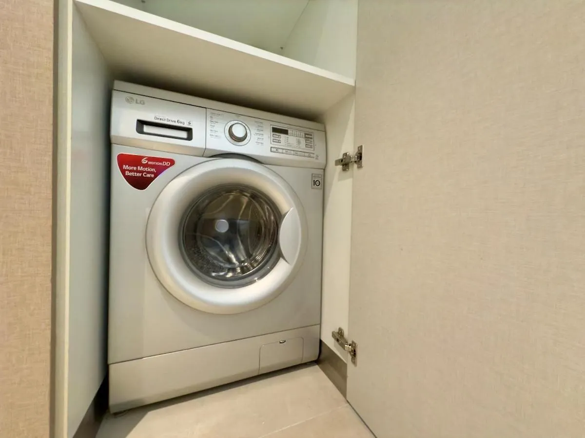 Brand New - Fully Furnished Premium 1Br In Jvc Apartment Dubai 0*,