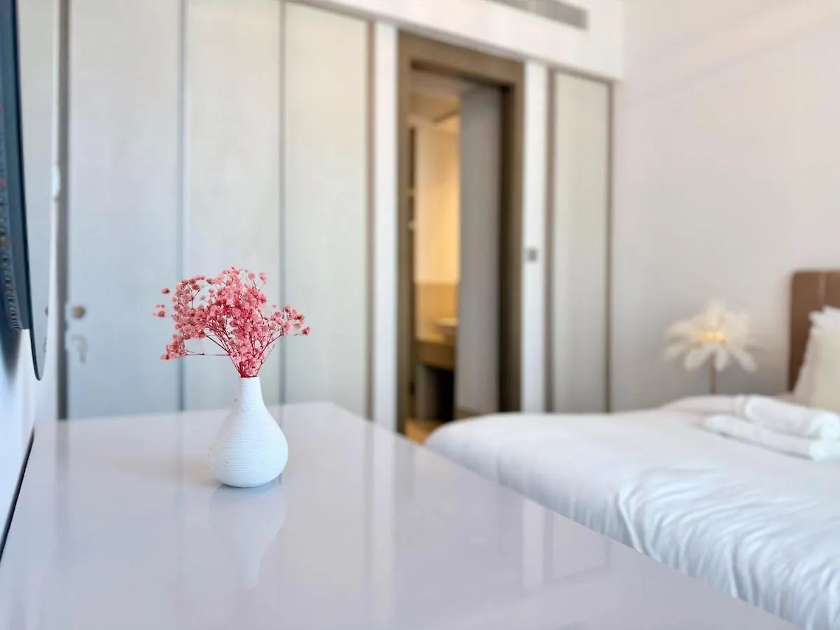 Brand New - Fully Furnished Premium 1Br In Jvc Apartment Dubai